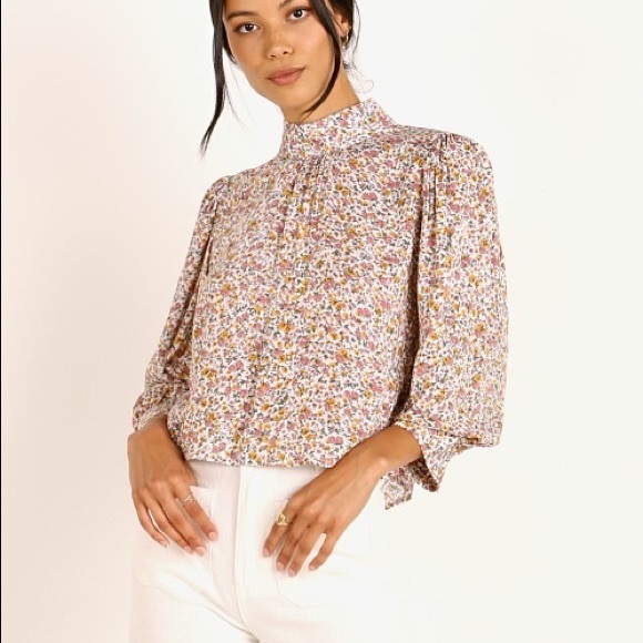 Rolla’s Stephanie Coast Blouse Floral - Picture 1 of 6